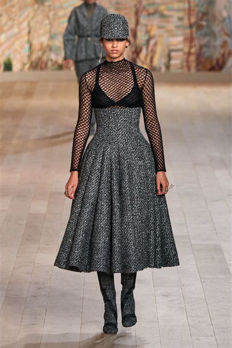 dior платье 2021|Dior fall 2021 dresses.